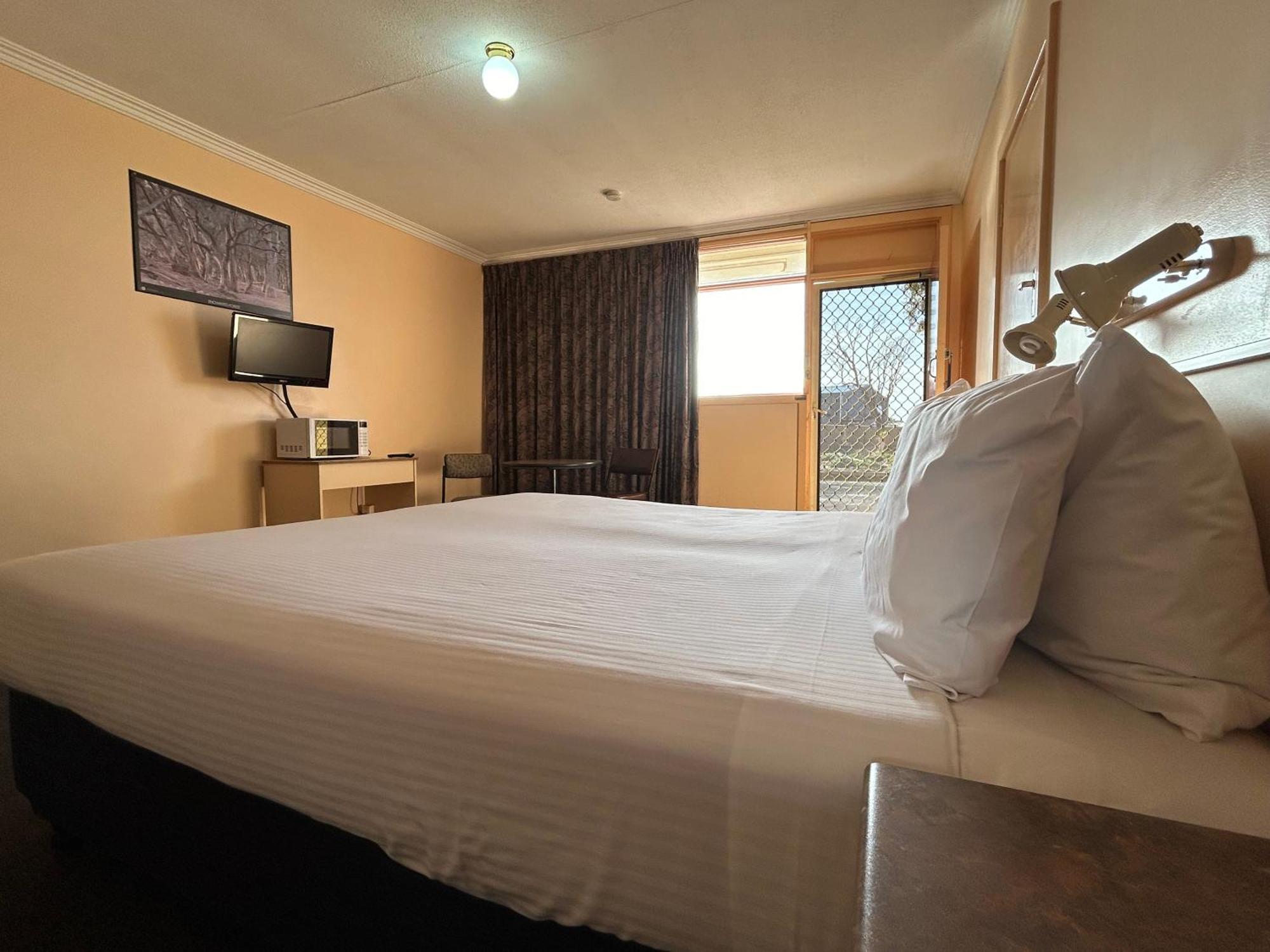 Econo Lodge Port Augusta Exterior photo