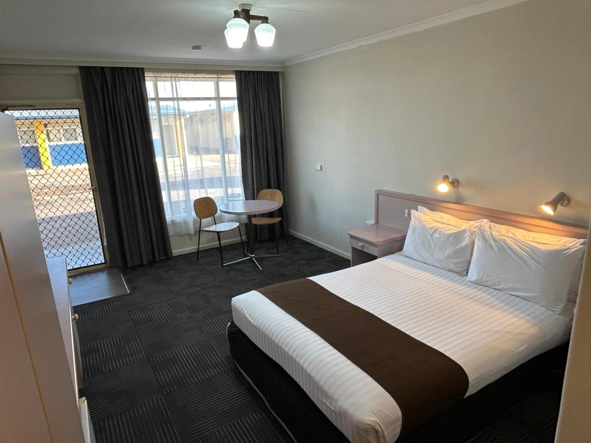 Econo Lodge Port Augusta Exterior photo